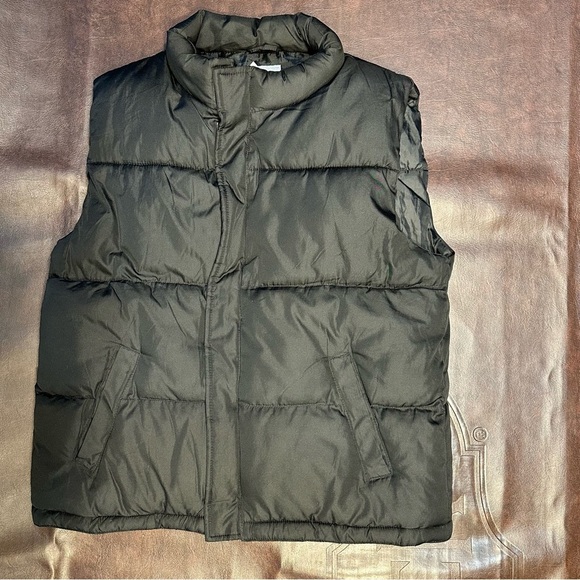 Activewear Outdoor for Boys Bundle of 2 Vest 1/4 zip sweatshirt large Athleisure - Picture 8 of 16